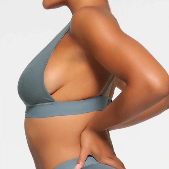SKIMS cotton rib plunge bralette (XXS, kyanite) - Picture 10 of 11